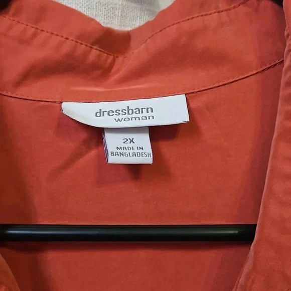 DRESS BARN TOP - Picture 3 of 6